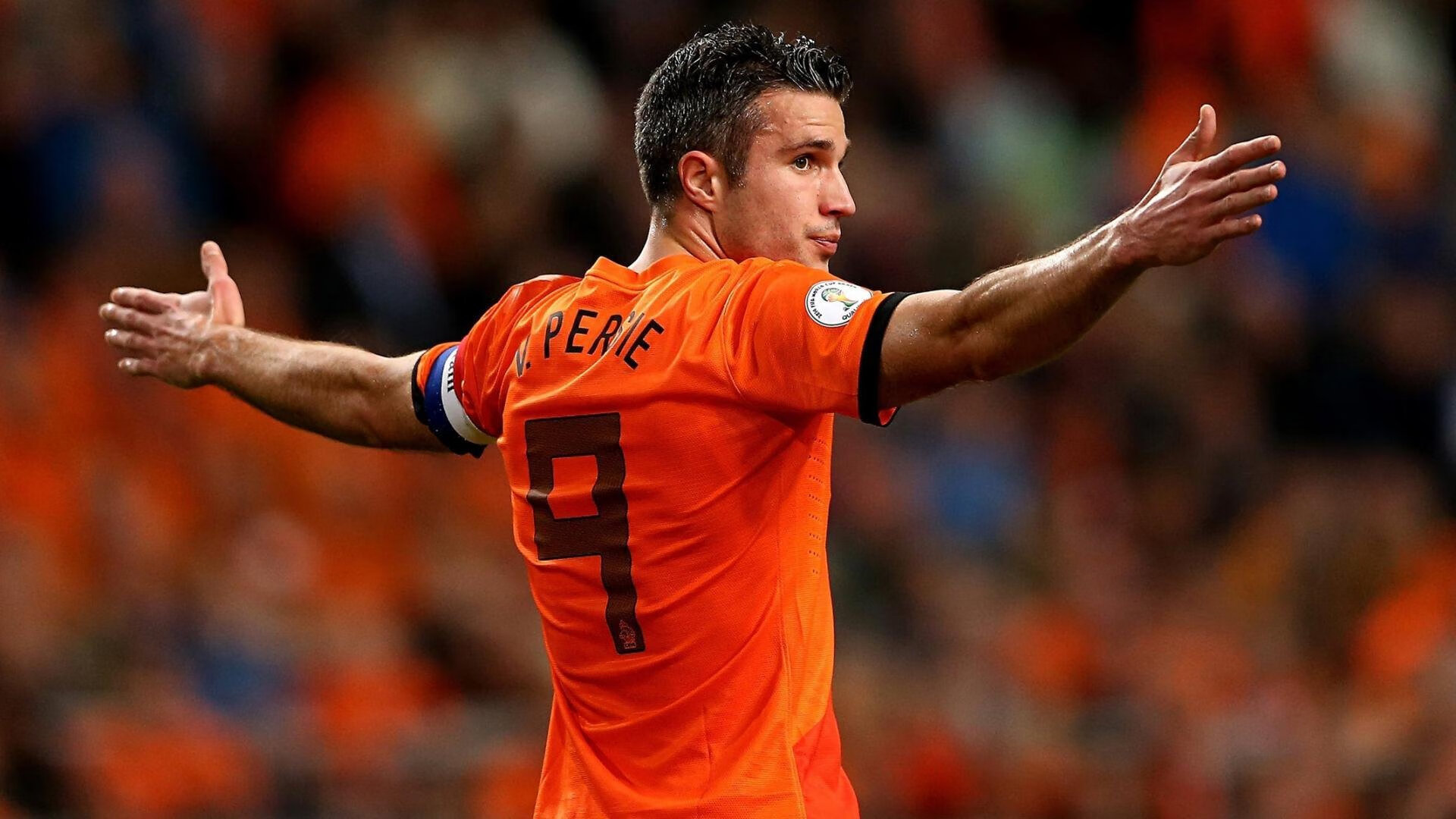 中国男子4×200米自由泳接力赛场表现亮眼，4×200米自由泳接力赛视频